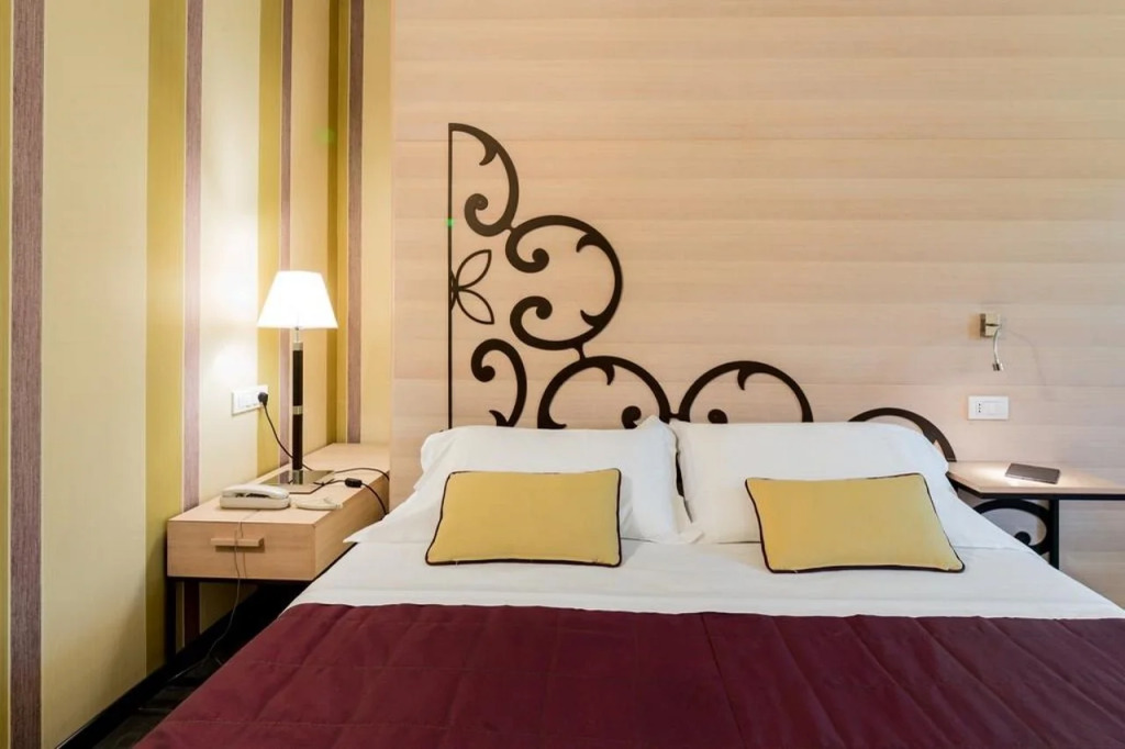 El Homs Palace Hotel