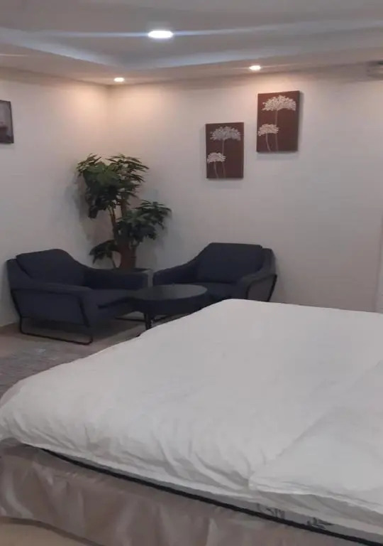Al Dana Plaza Villas