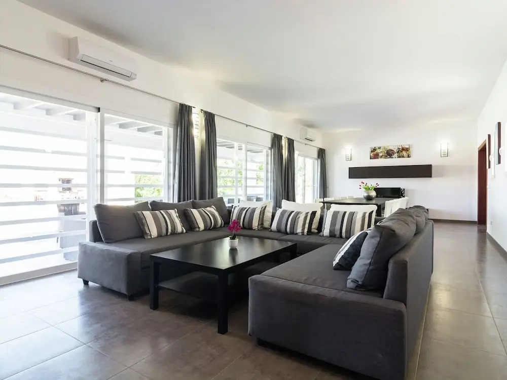Extravagant Villa in Can Tomas with Pool & Hot Tub