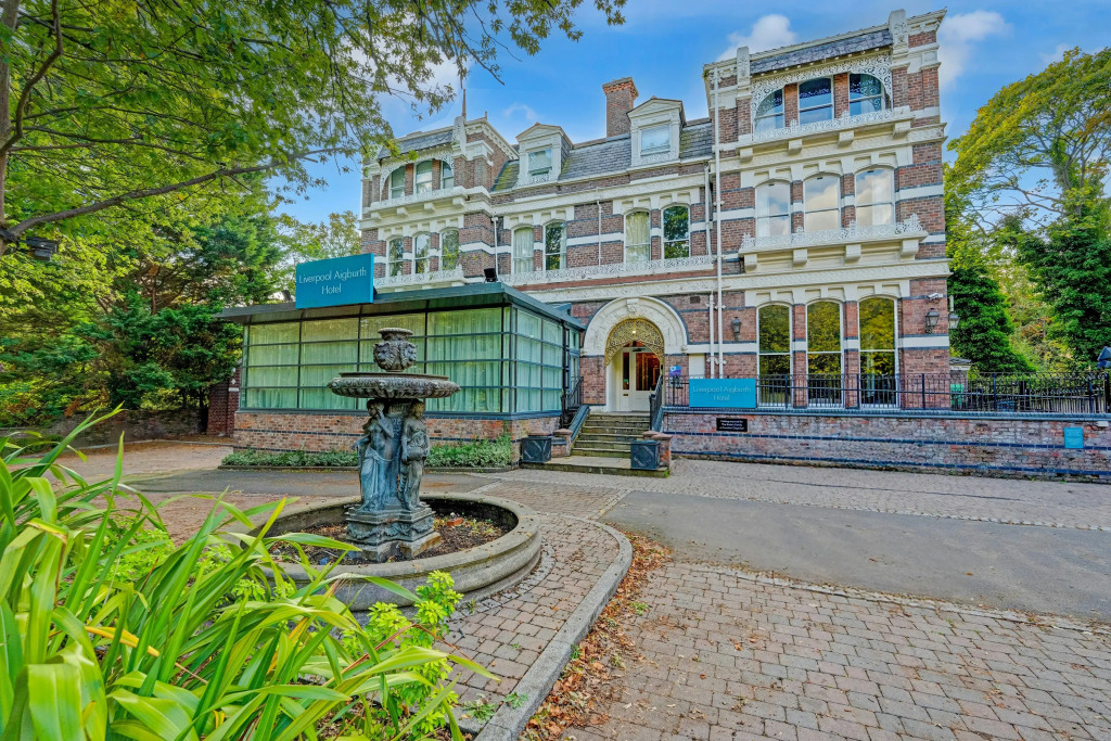 Liverpool Aigburth Hotel By Belvilla