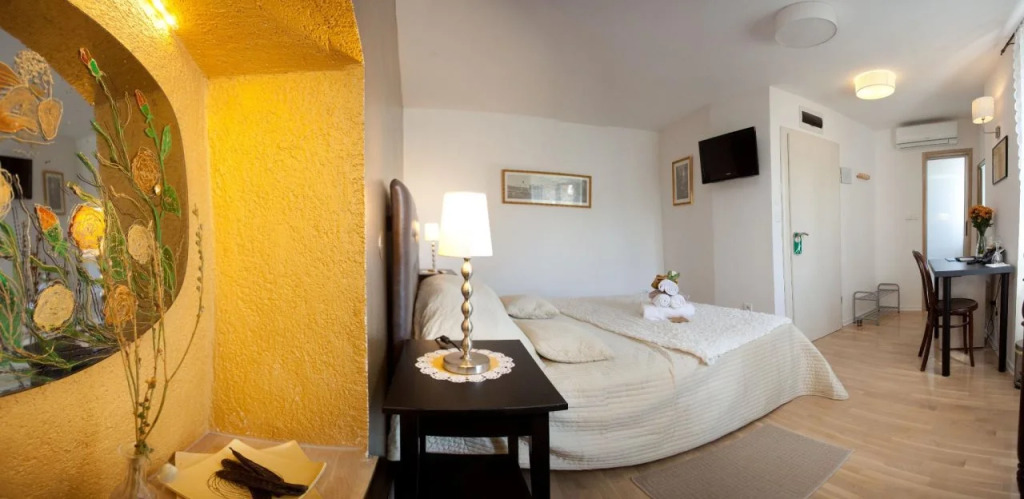 Bed & Breakfast Vila Baguc
