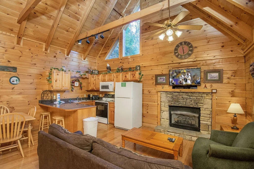 Bearry Nice by Eagles Ridge Resort