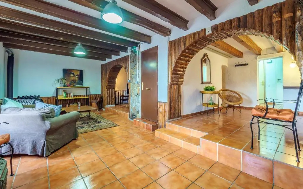 House With 5 Bedrooms in Can Trabal, With Wonderful Mountain View, Enclosed Garden and Wifi - 16 km From the Beach