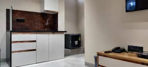 Stay10 Studio Apartments
