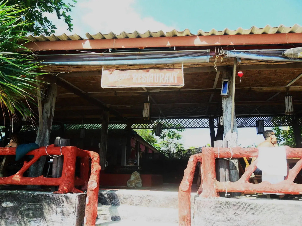 Lanta Riviera Beach Resort