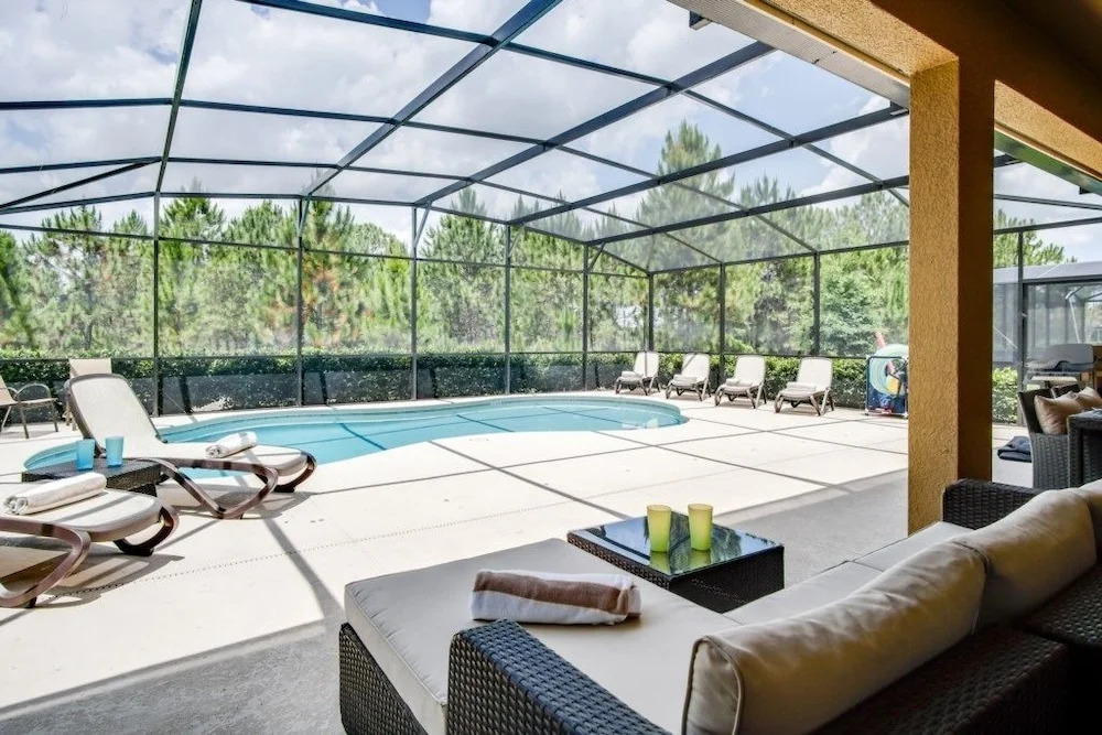 Stunning Modern Solterra 5 Bedroom/4 Bathroom Home