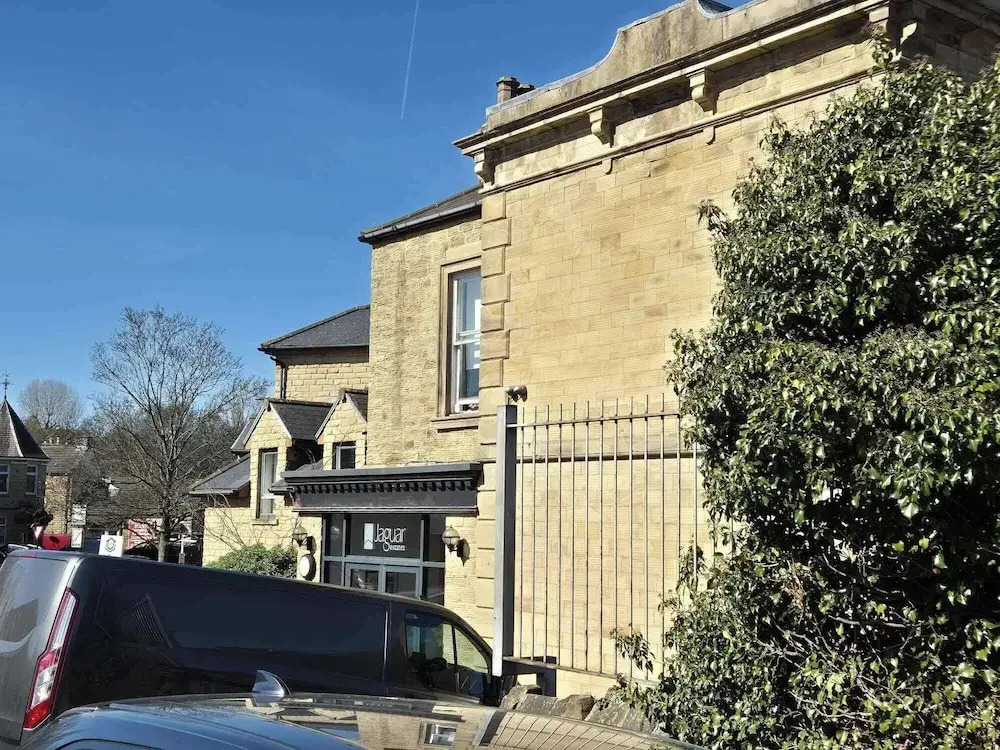 1Br Sheffield Stay - Private, Secure, Free Parking