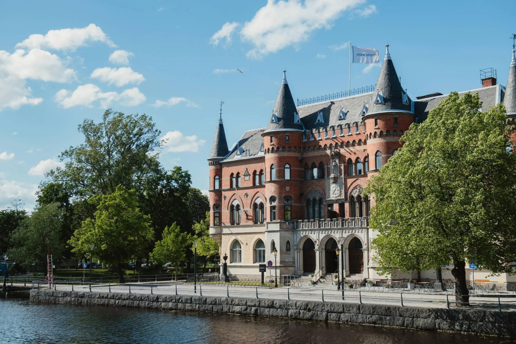 Home Hotel Borgen