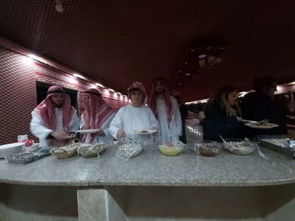 Wadi Rum Safari Camp & Trips
