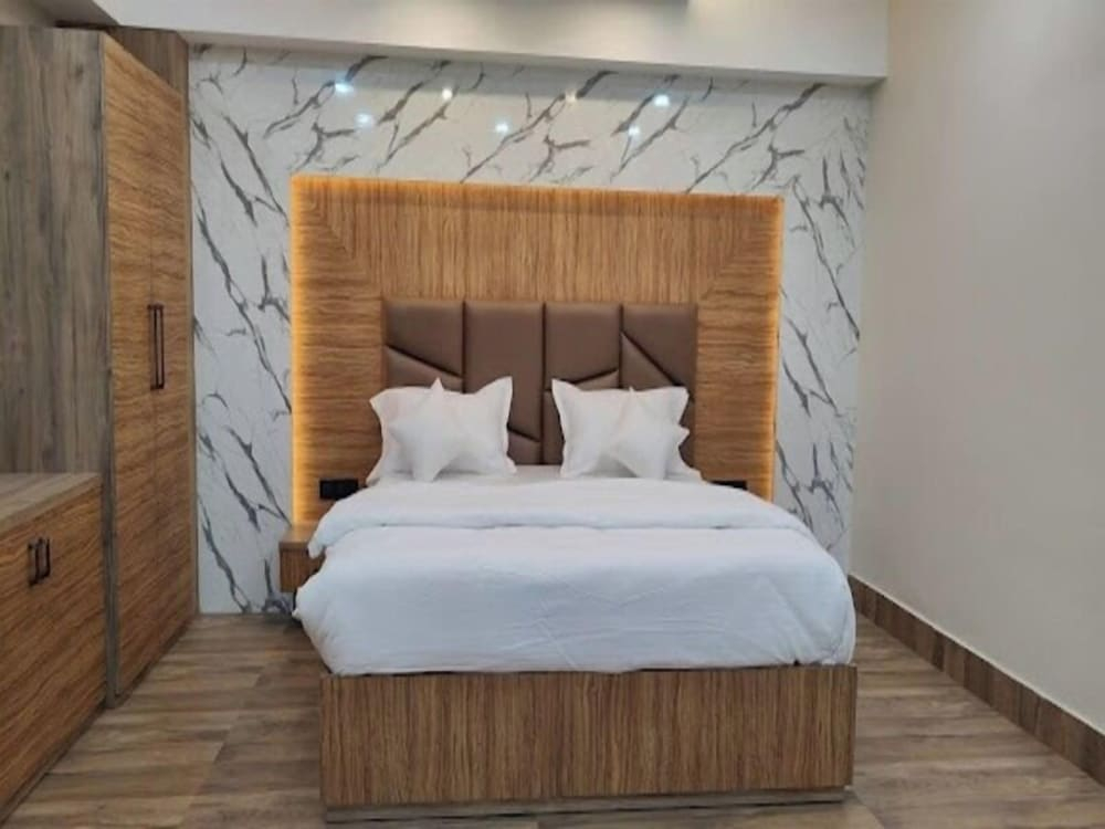 Hotel Manjit