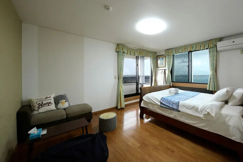 沖縄随一の絶景! 静かなヴィラでゆっくりと最高の旅を! Villa VIEW