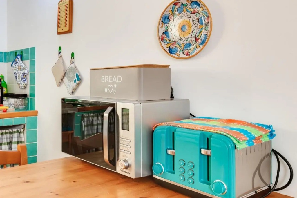 Montalbano House by Biddizzi Rari - Accesso diretto alla spiaggia, casa al mare