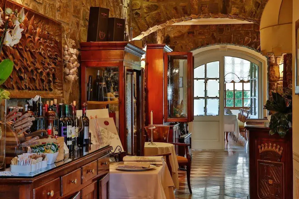 La Tavernetta Al Castello