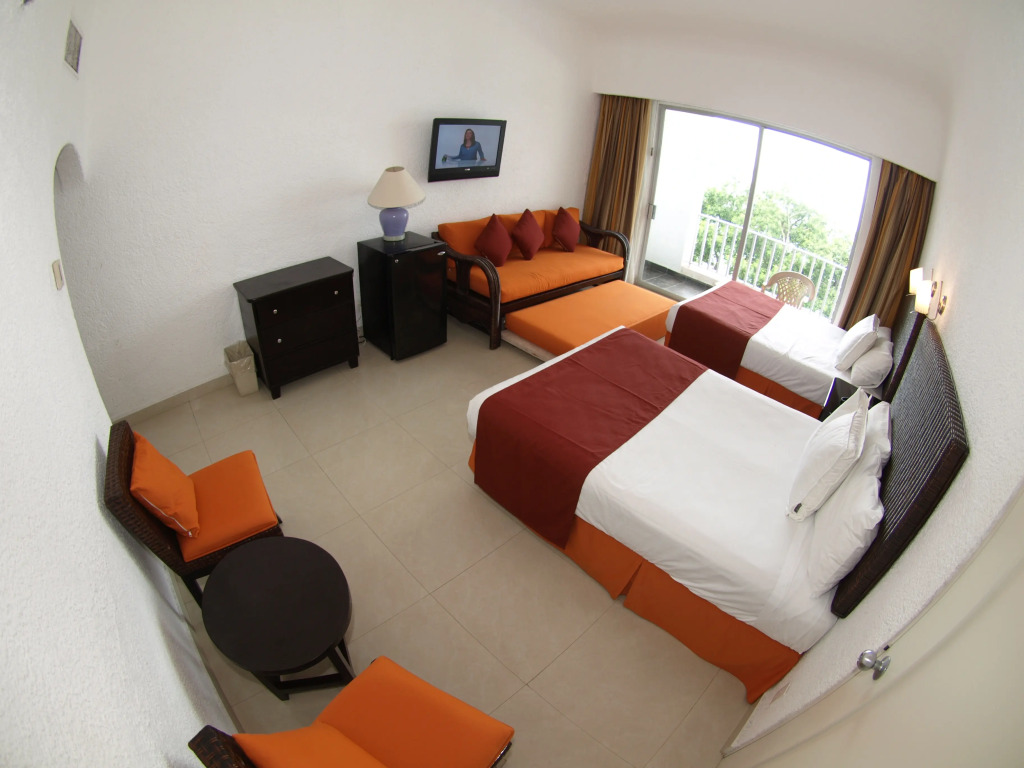 Sierra Mar All Inclusive at Tesoro