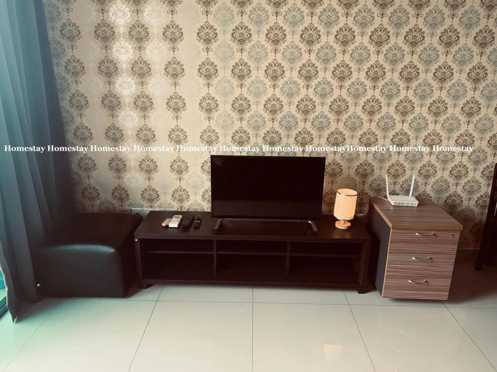 Resort In The City - Netflix & Chill