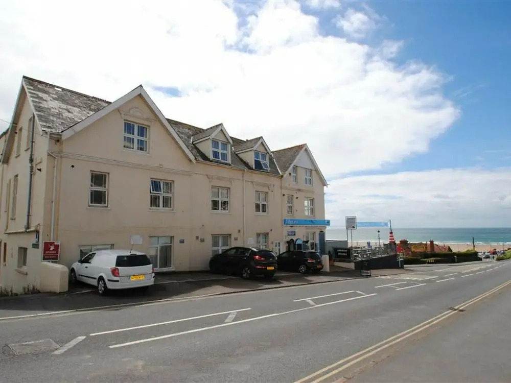 Spacious Holiday Home in Woolacombe near Sea