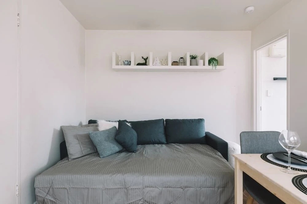 Cosy Melbourne Apartment Close To CBD