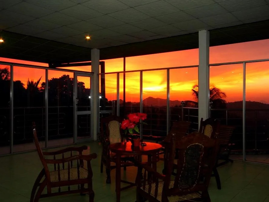Delma Mount View Hotel Kandy