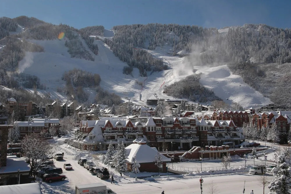 Hyatt Grand Aspen by Frias Properties