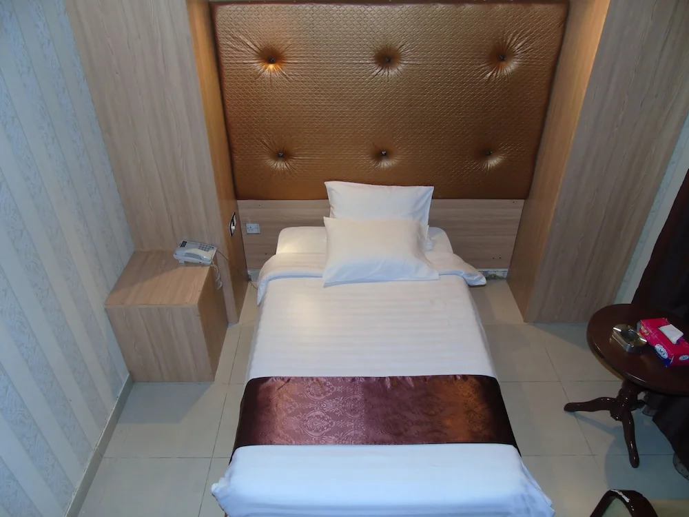 Al Burj International Hotel