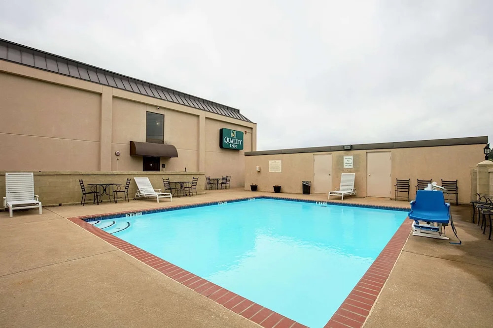 Econo Lodge Holly Springs