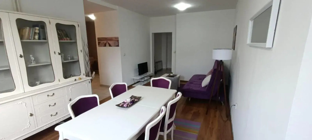 Splendid Two Bedroom Apartment Anastas Mitrev 25