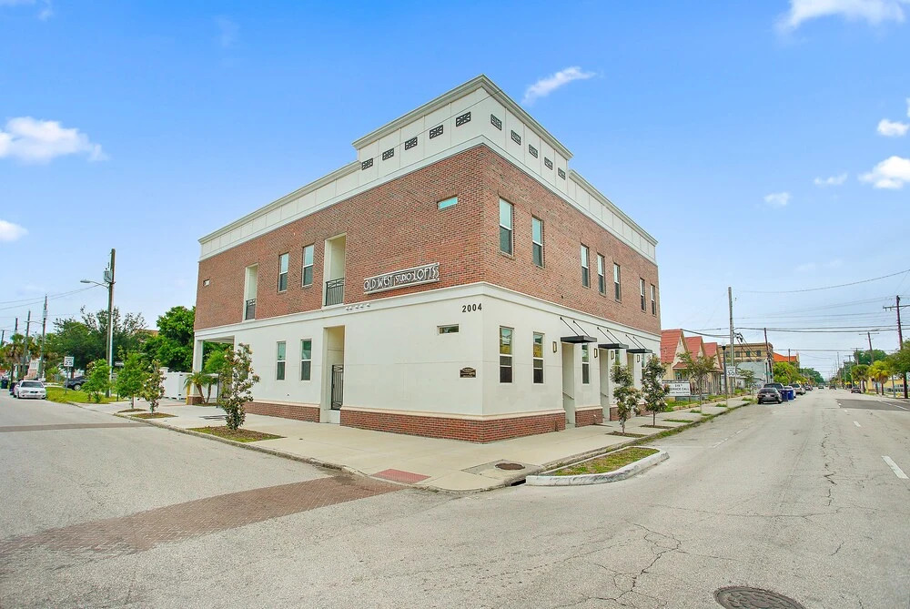 Old West Lofts Down Town Tampa