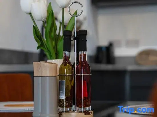 Luxe I Penthouse I Balcony I City Views I Parking I Liverpool City Center I