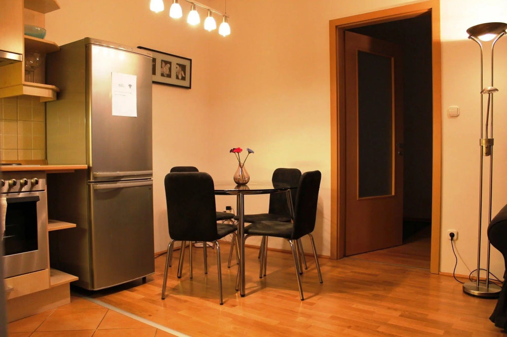 Broadway Apartments