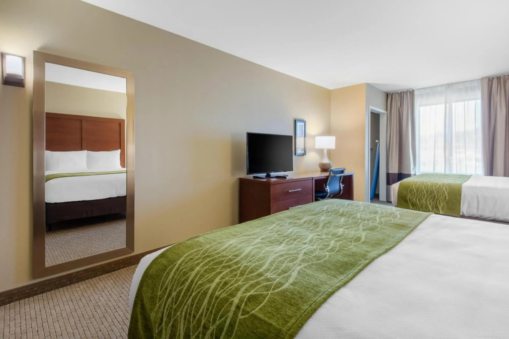 Holiday Inn Express & Suites - Goodland I-70 by IHG