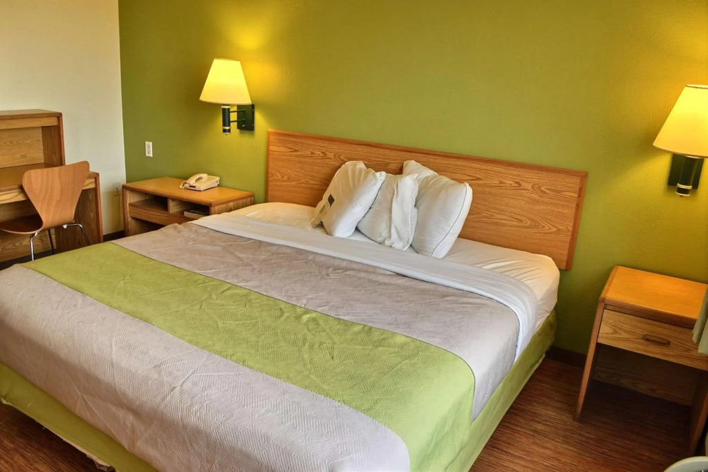 Motel 6-Billings, MT - North