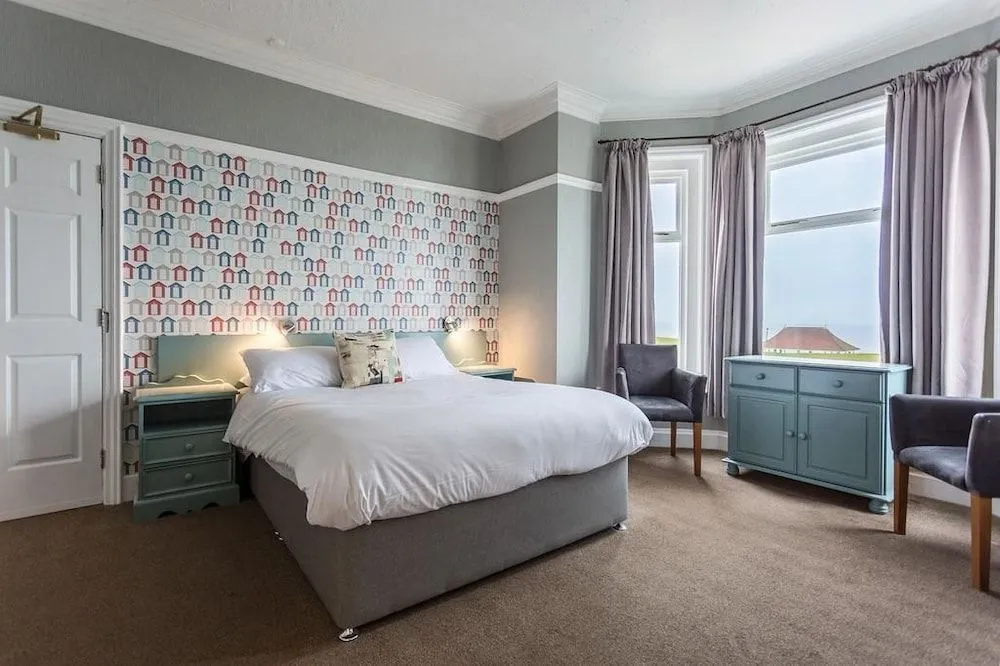 Sandcliff Guest House