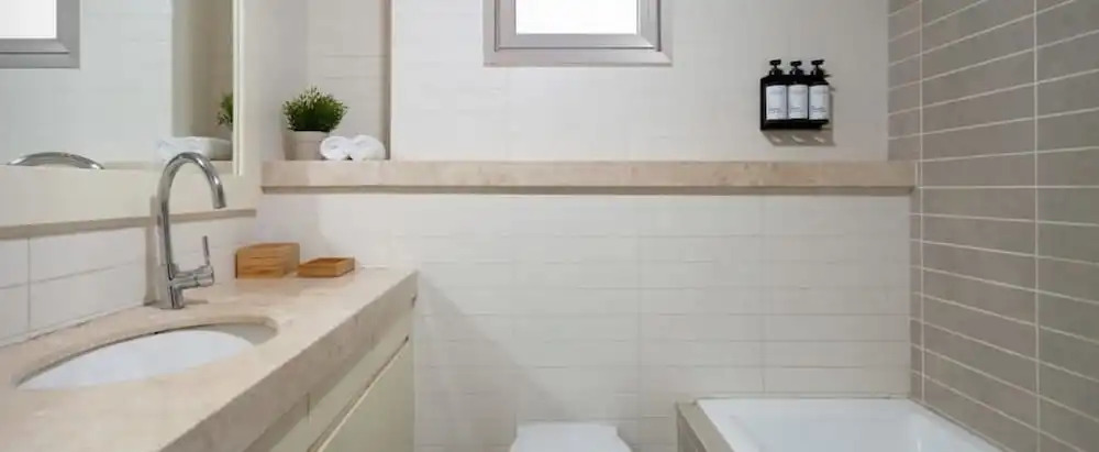 2BR Sunny Escape by the Beach