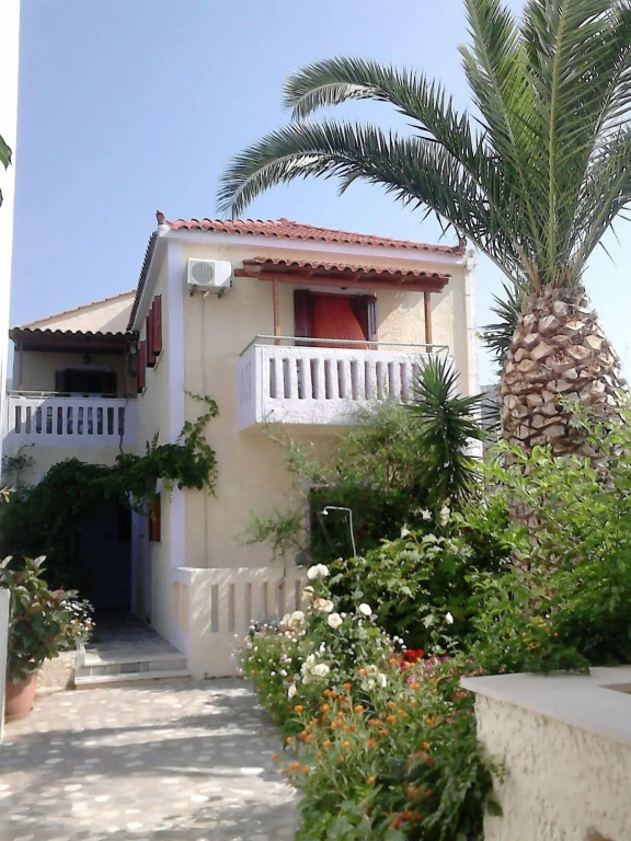 Smaragda Hotel