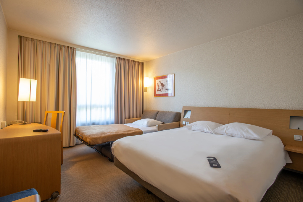 Novotel Aix-en-Provence Pont de LArc