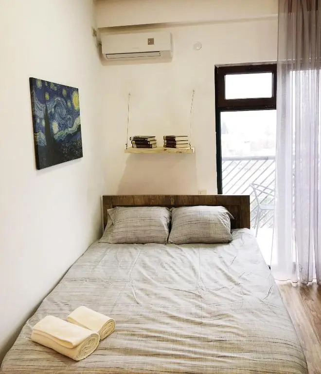 Vangogh apartment