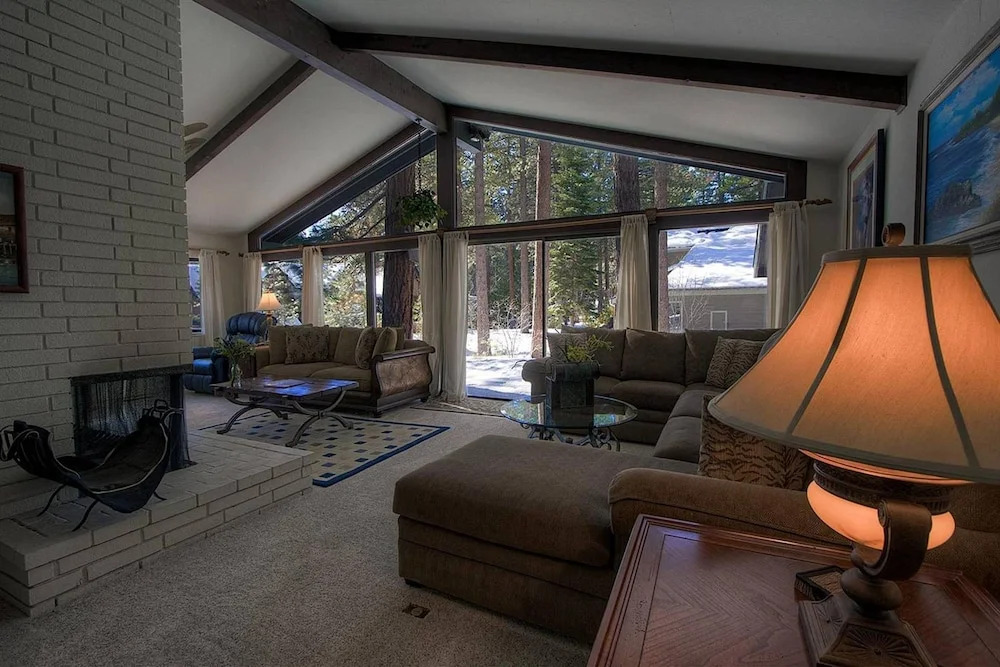 Blue Laulea 2 Bedroom Home by RedAwning