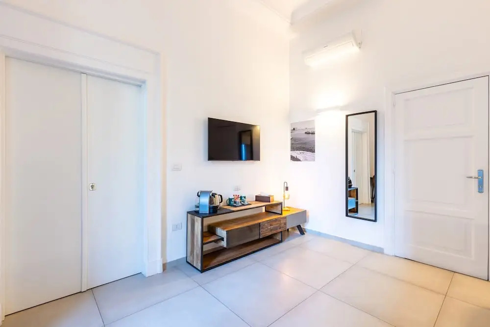 Partenope in Naples With 1 Bedrooms and 1 Bathrooms