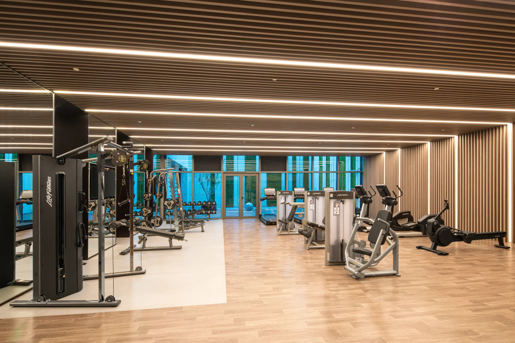 HUALUXE Shanghai Changfeng Park by IHG