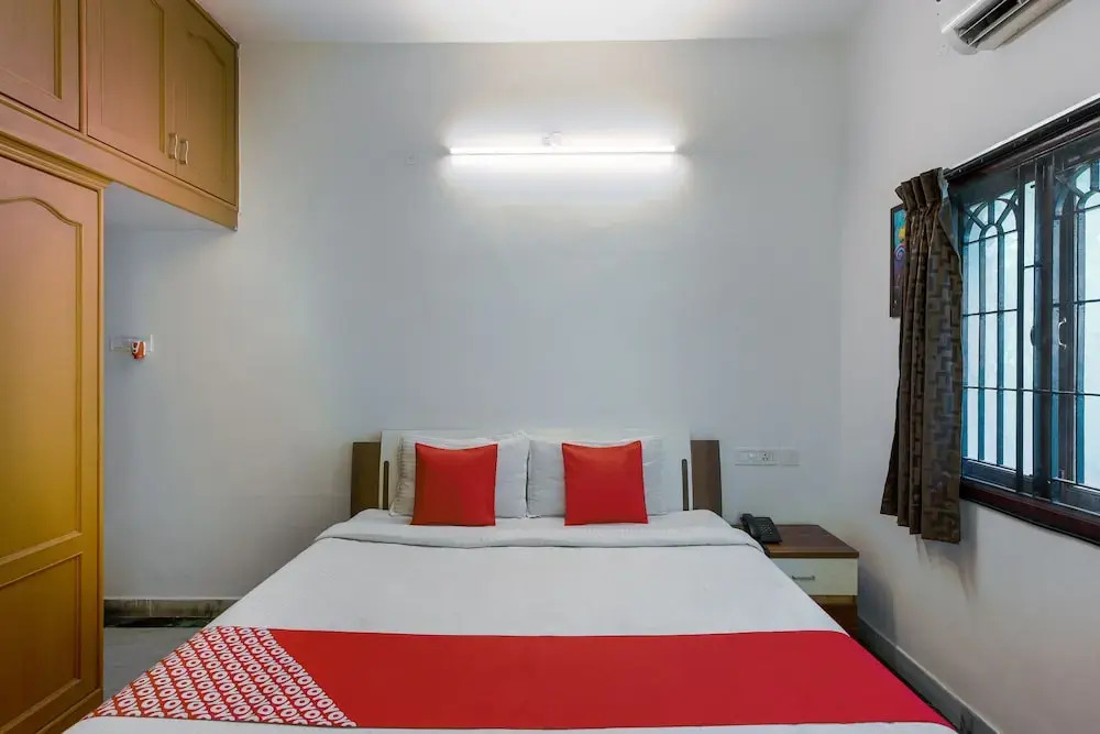Hotel Rich Residency