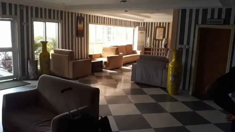 Grand Ibro Hotel
