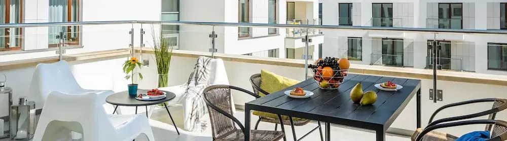 Apartments with Event Space & Hot Tub