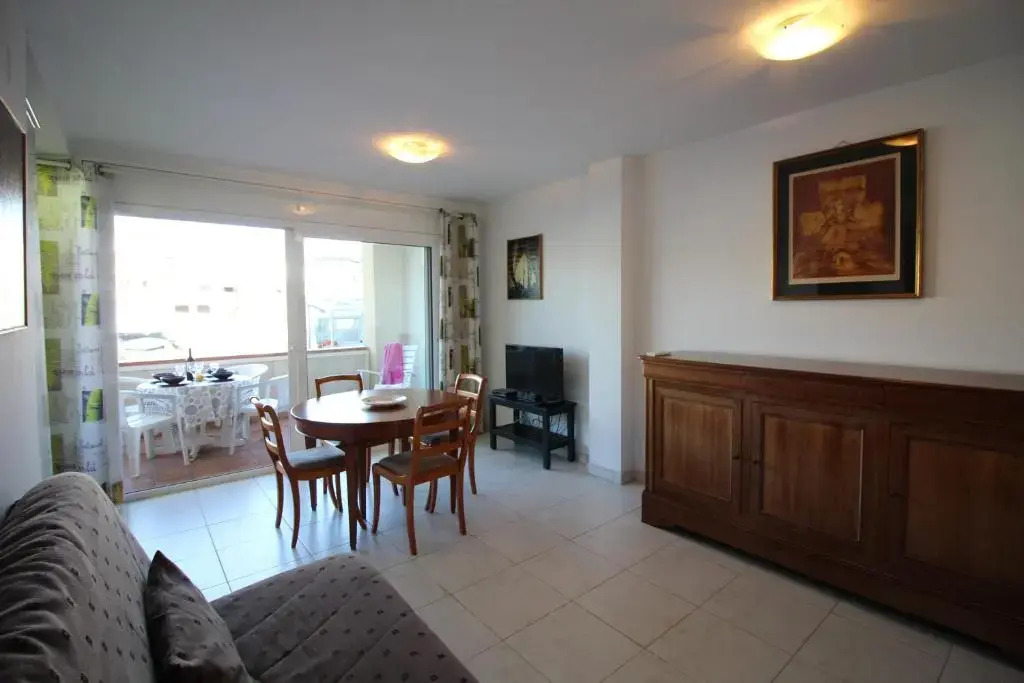 Apart-Rent Port Salins 0155