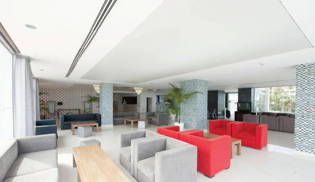 Silver Sands Beach Hotel