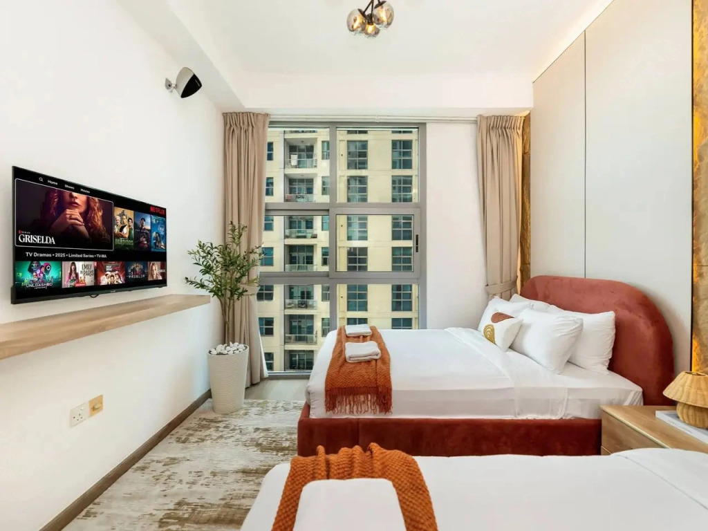 Квартира 16th Floor Marina 1BR Sleeps 8 Near Beach