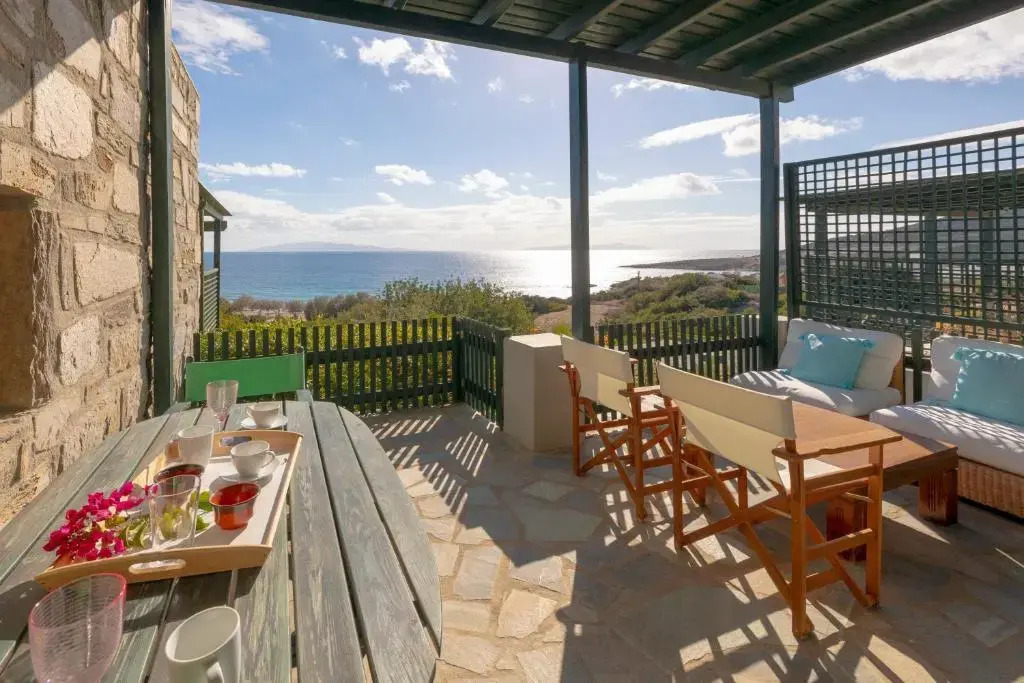 Casa Glyfari in Glyfa Paros, just 80 meters from beach
