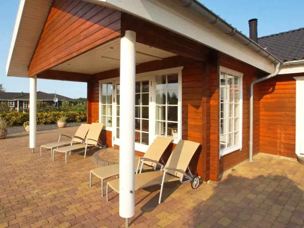 10 Person Holiday Home in Hemmet