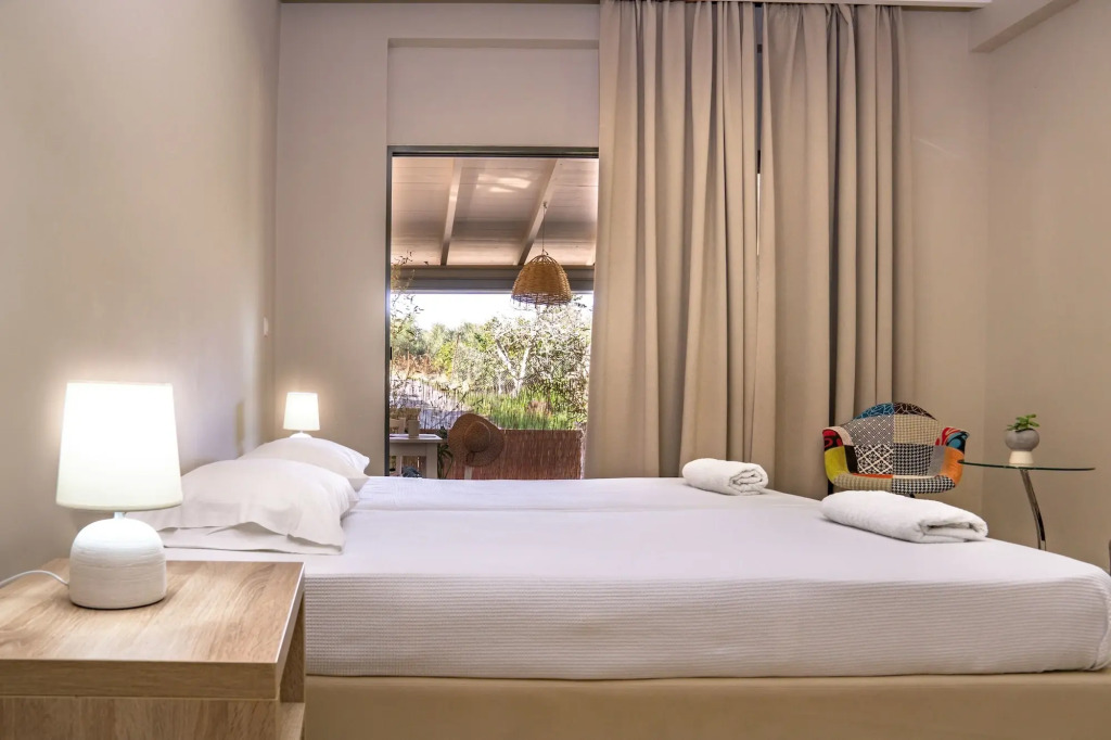 Nissi Collection Rooms