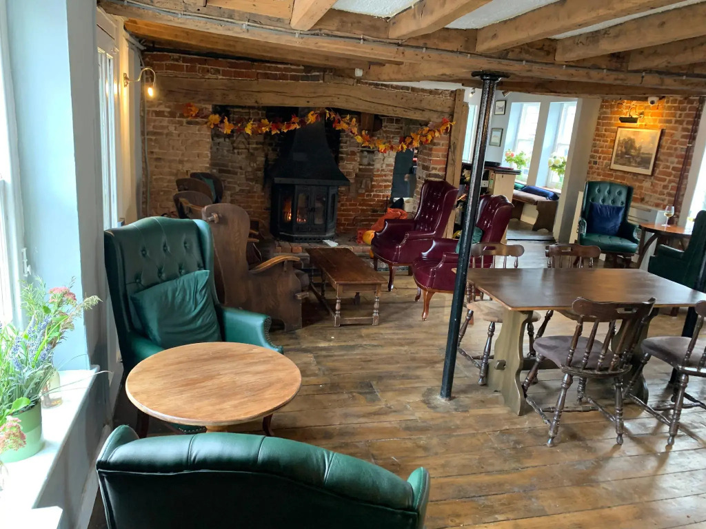 The Rose And Crown