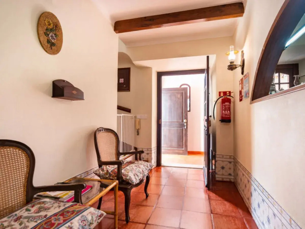 Oliveiras House (CLE150)